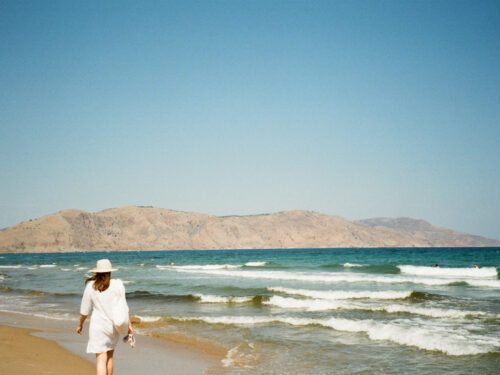 Frau am Meer