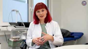 Frag Dr. Sarah Straub