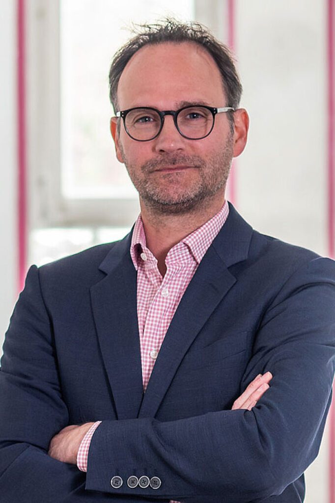 Dr. Bernhard Holle, DZNE